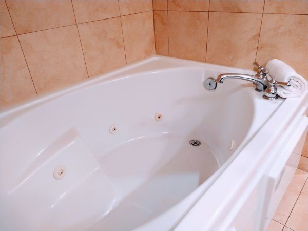 Acrylic Tub Installation in Sellersburg