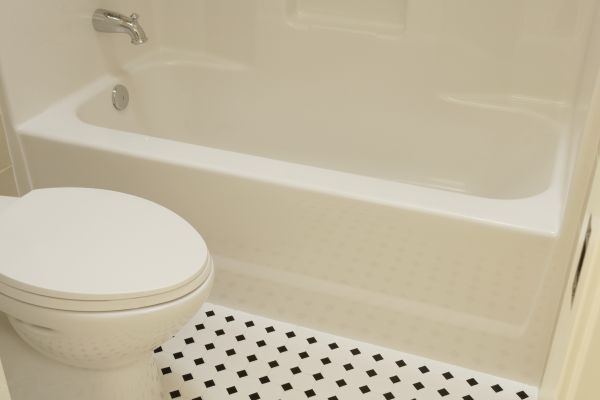 Fiberglass Tub Replacement in Sellersburg